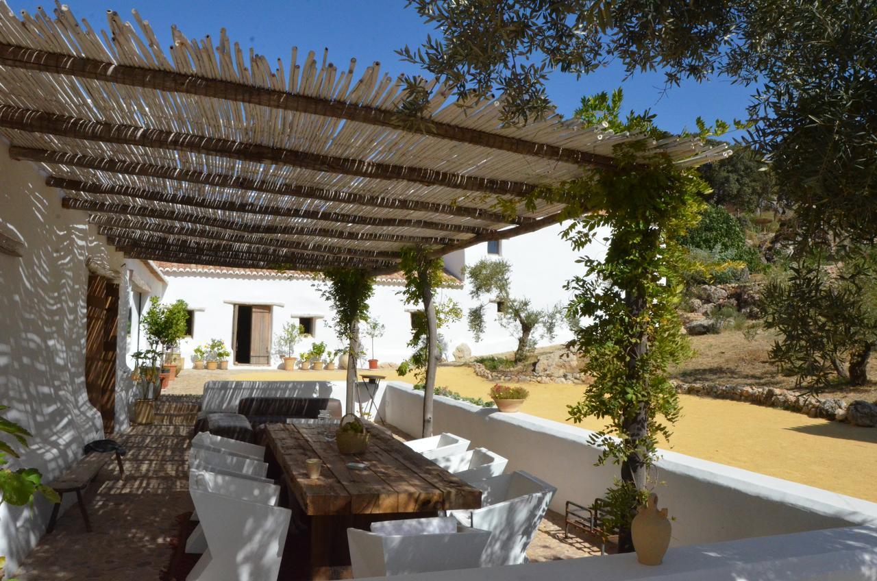La Donaira Pensionat Montecorto Exteriör bild